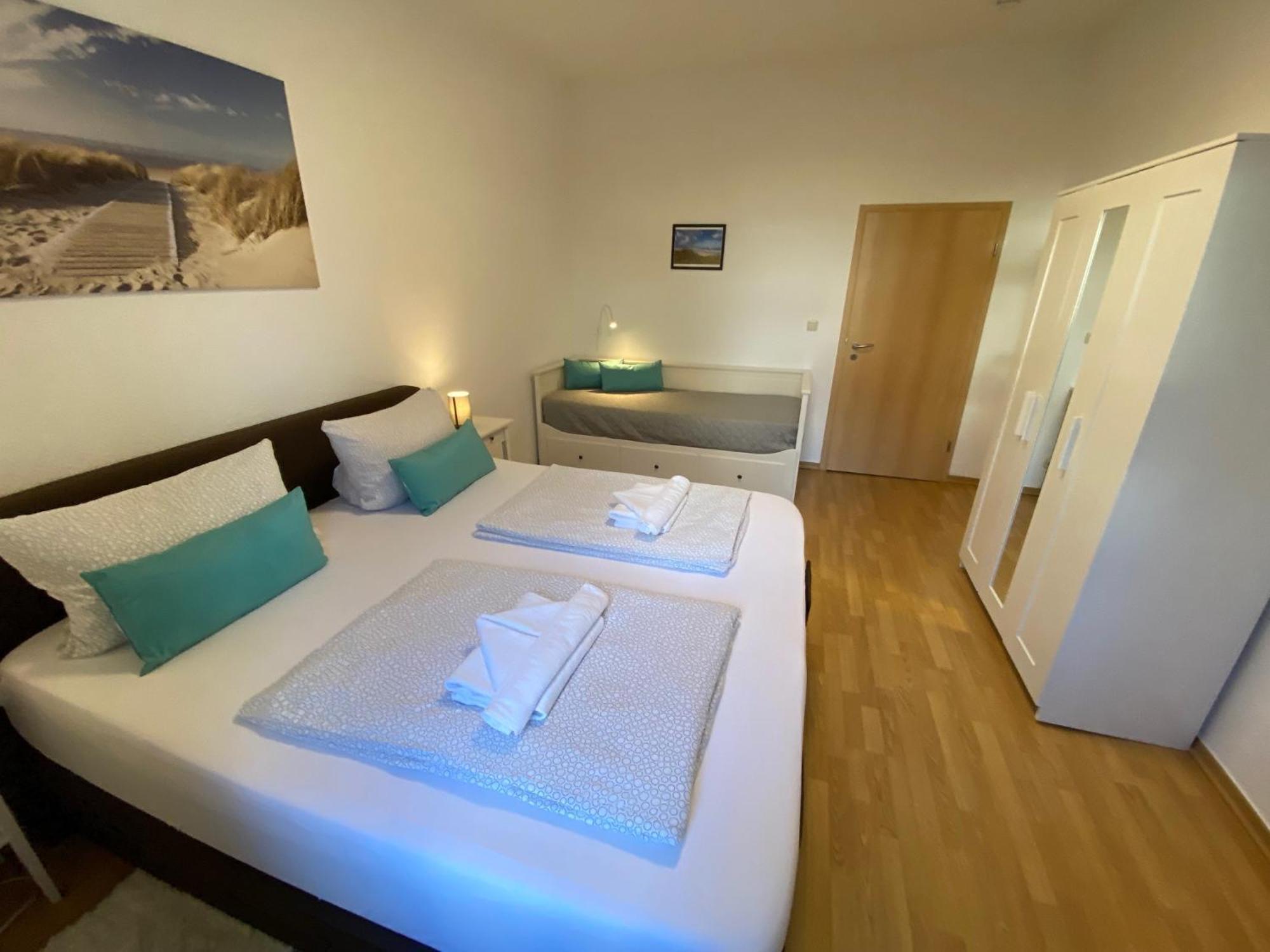 Zur Schleuse - Ferienwohnung Bis 6 Personen Mit Gem Garten 로스토크 외부 사진